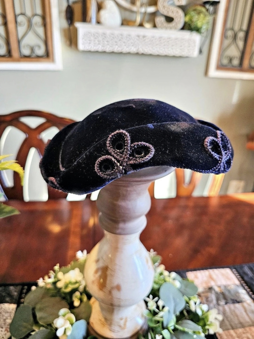 Vintage 1950s Navy Blue Velvet Pillbox Hat Cordonnet Soutache Bow Detail Flawed